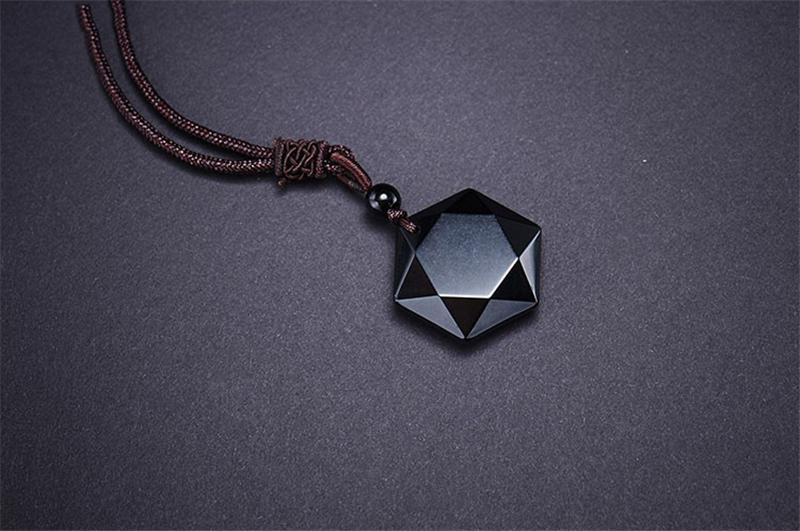 Ásványok, amik védelmet nyújtanak az érzékeny embereknek és empatáknak!