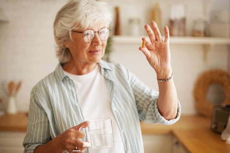 Így védheted meg a májad, amikor hosszabb ideig gyógyszert szedsz: