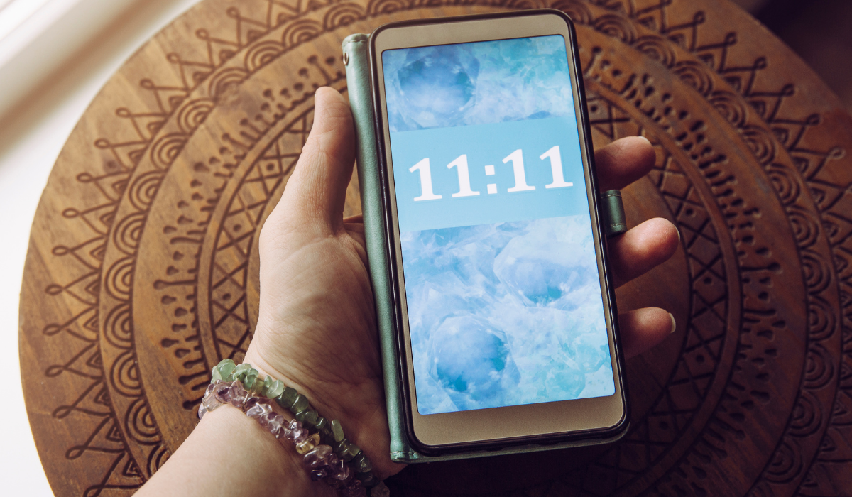 Egyfolytában Ugyanazokat a Számokat Látod? Így Üzen Neked az Őrangyalod: